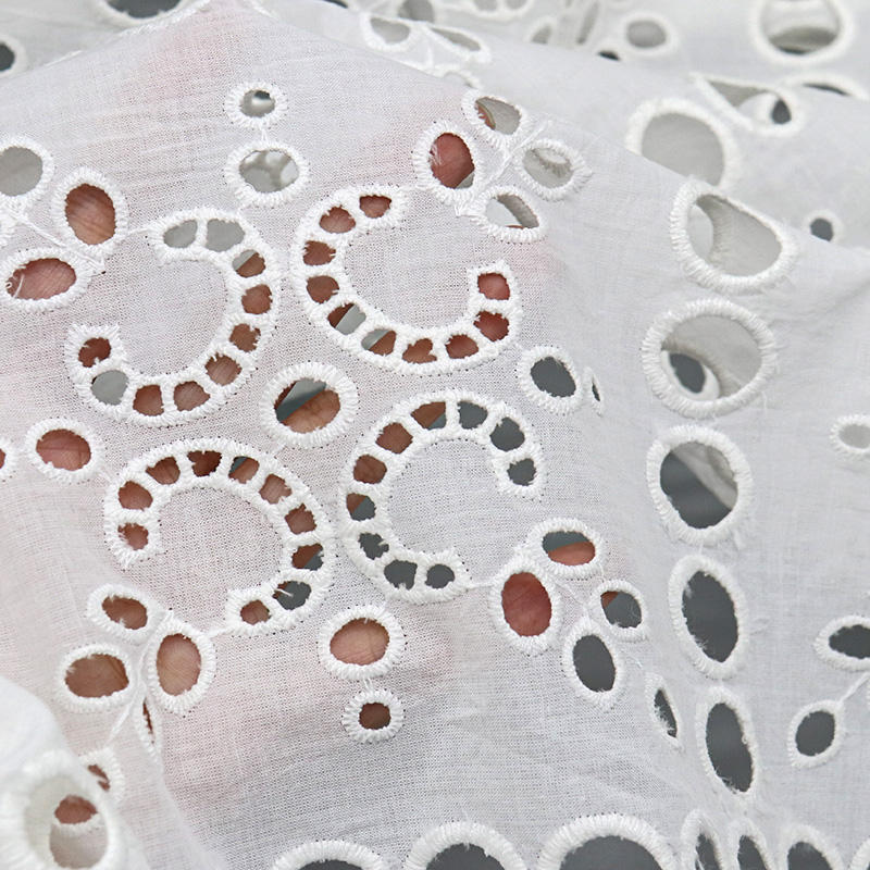 Manufacturer Wholesale Pure Cotton Eyelet Embroidered Fabric Geometry Fabric for Garment