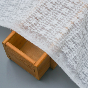 Fabricant et grossiste de tissu de dentelle française blanche élégante pour robes de mariée