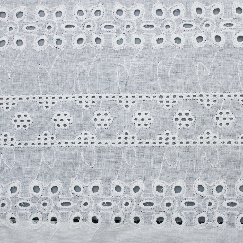 100% Cotton Jacquard Eyelet Fabric White Eyelet Cotton Embroidery Fabric for Clothing