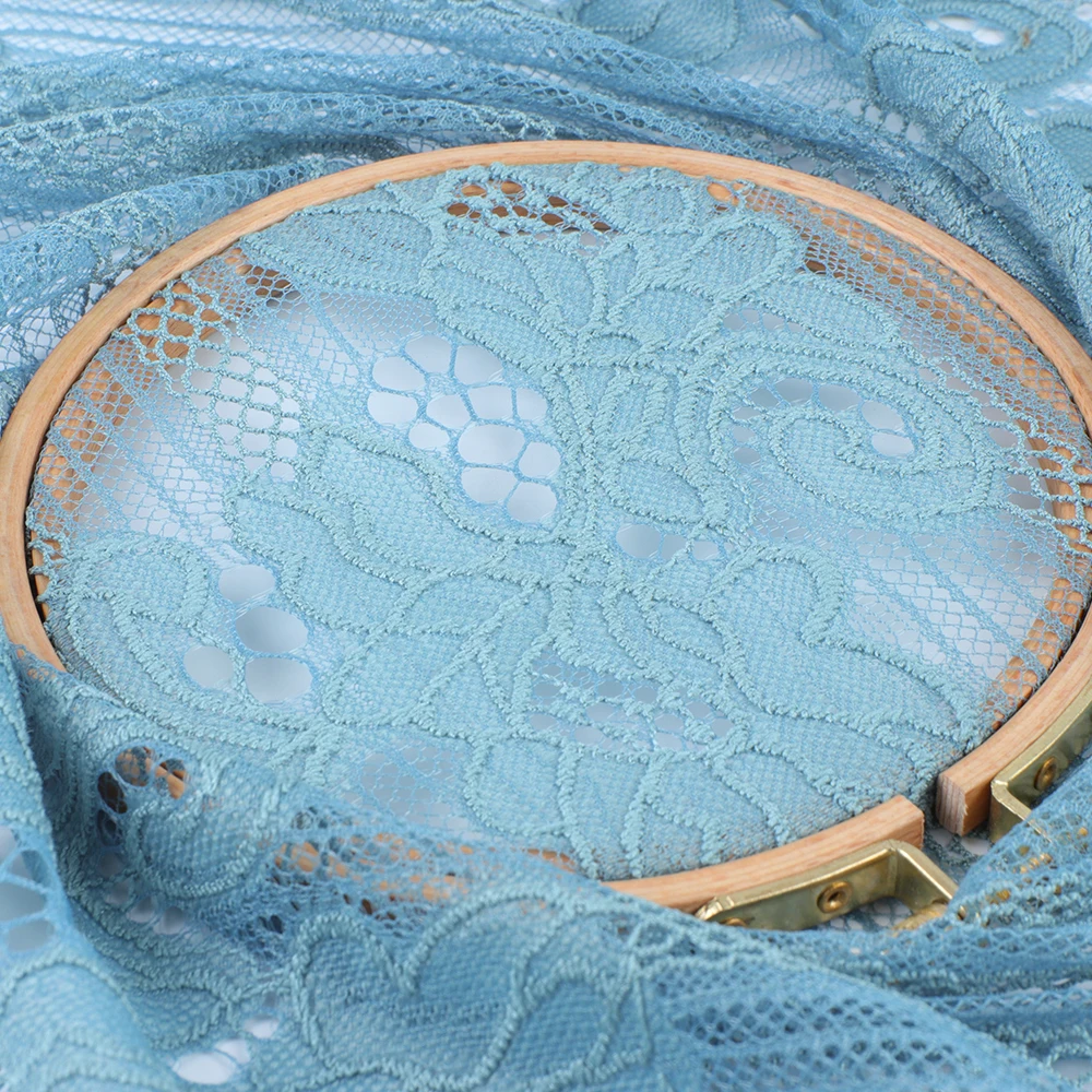 Factory OEM High Quality Embroidery 100% Nylon Luxury Chantilly Lace Fabric for Dress Wedding 12 Factory OEM High Quality Embroidery 100% Nylon Luxury Chantilly Lace Fabric for Dress Wedding