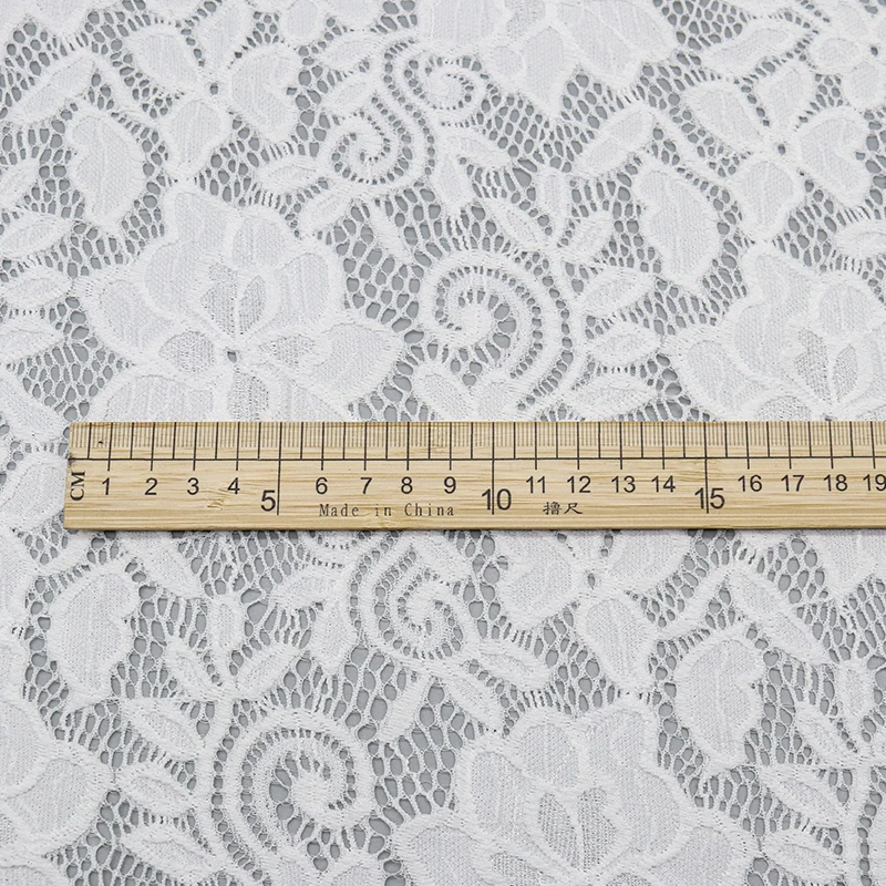 150cm Width 90% Nylon 10% Spandex Soft White Fabric for Sportswear/Lingerie 25cm Pattern Height