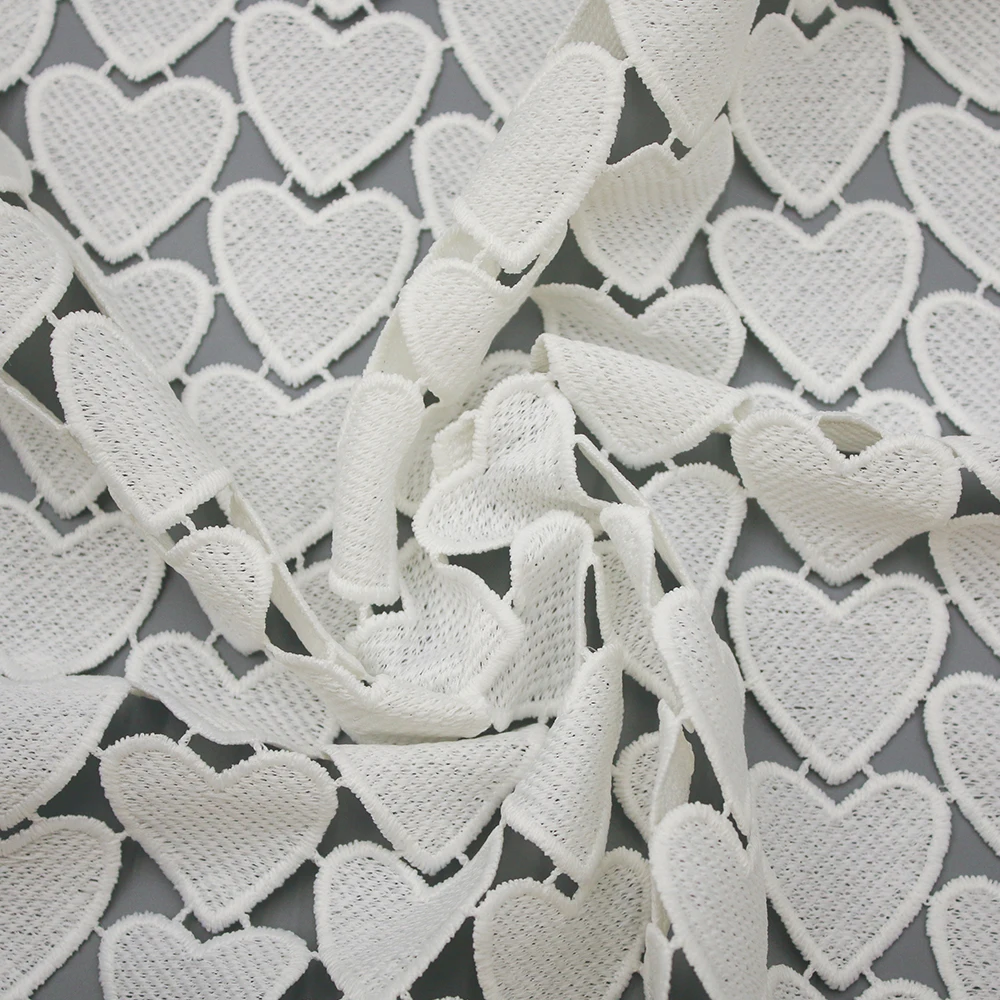 Best Selling Water Soluble Guipure Lace Fabric Embroidery White Luxury Lace Fabric for Garment
